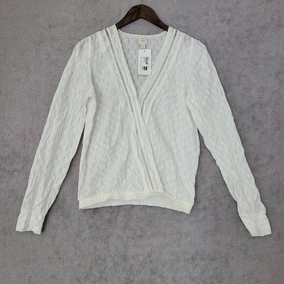 NWT Evereve Roan + Ryan Dakota Crochet Surplice Top White S JCT - Picture 1 of 11